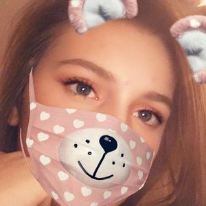 Meet your Posher, Ana